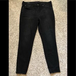 Torrid Sky High Skinny black jeans 16 R